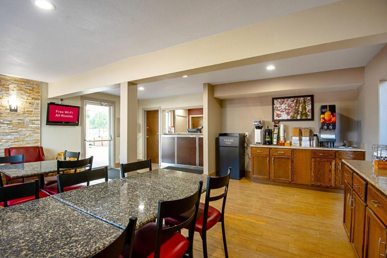 Red Roof Inn Cameron Ngoại thất bức ảnh