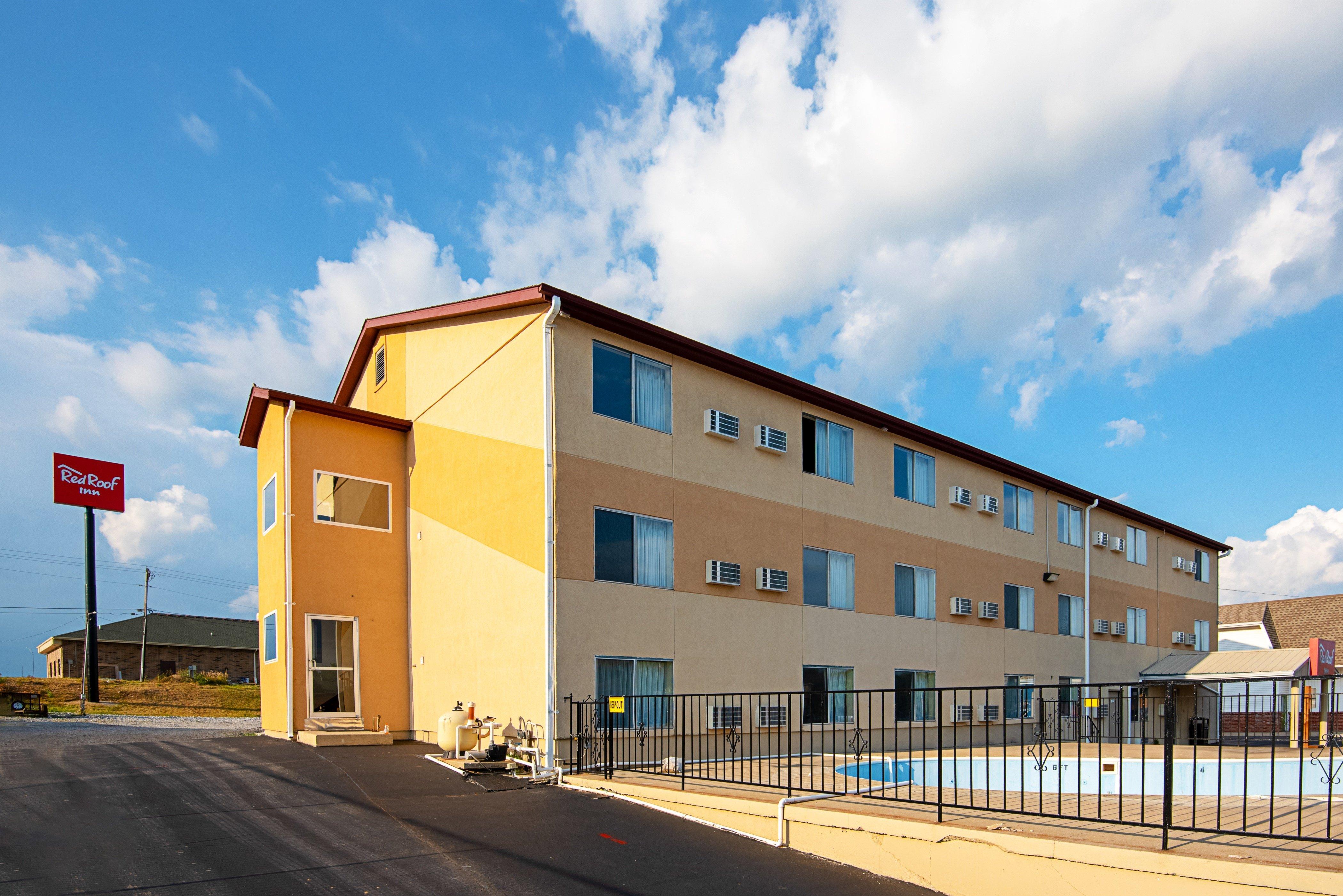 Red Roof Inn Cameron Ngoại thất bức ảnh