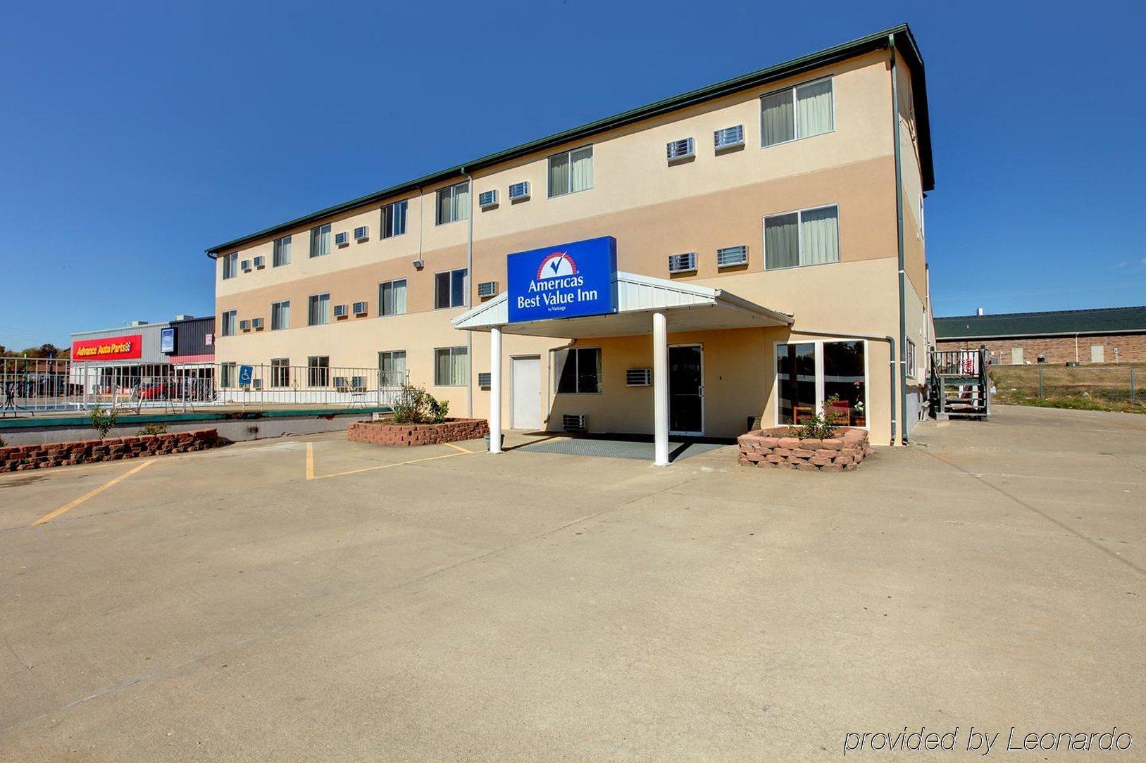 Red Roof Inn Cameron Ngoại thất bức ảnh
