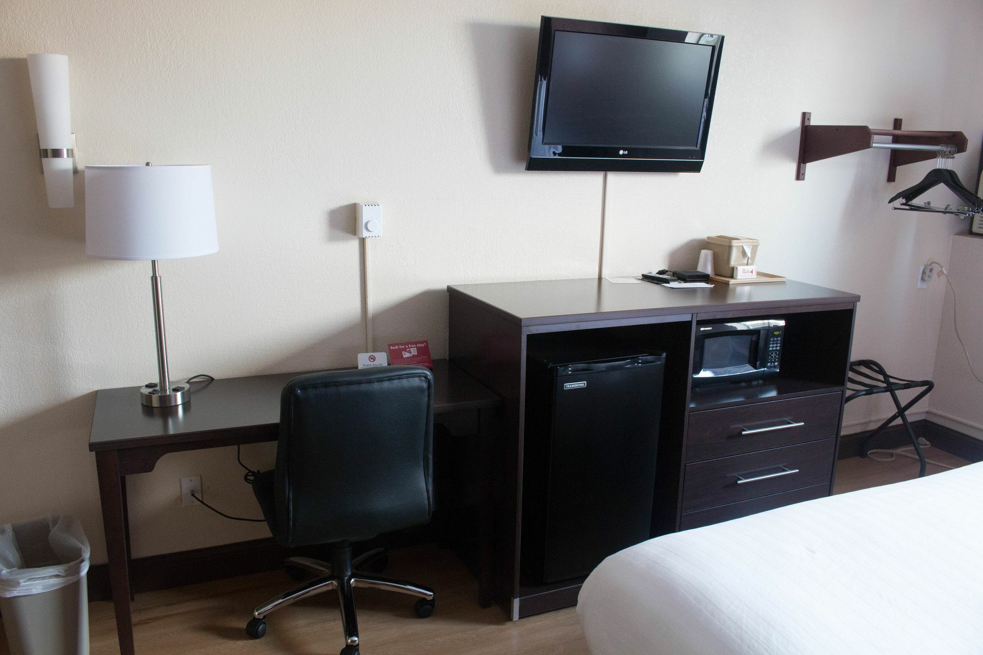 Red Roof Inn Cameron Ngoại thất bức ảnh